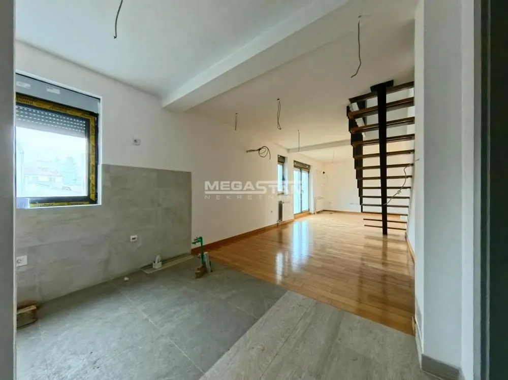 Prodaja, stan, 134m², Autokomanda, Voždovac Sve Podlokacije