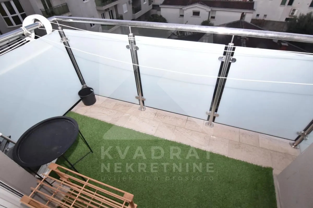 Prodaja, dvosoban stan, 65m², Ljubović, Podgorica