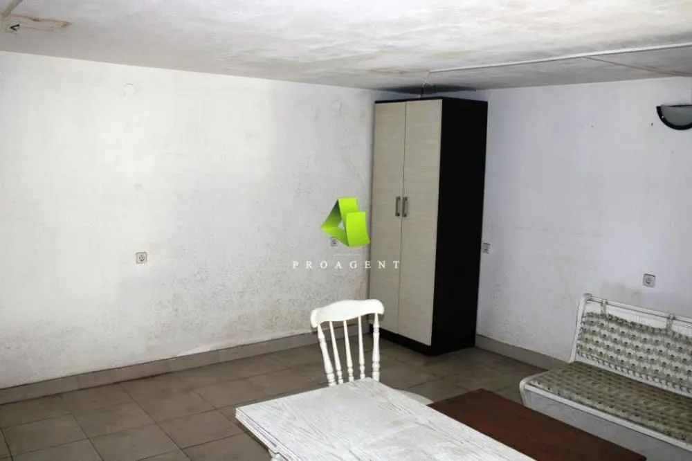 Rent, office space, 1500m², Crveni Krst, Niš