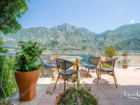 Sale, house, 172m², Muo, Kotor - image 21