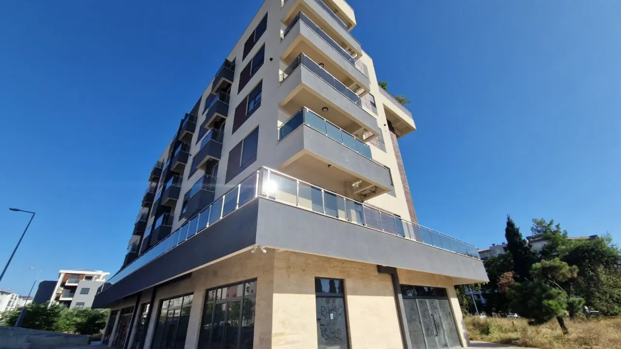 Izdavanje, stan, 70m², Blok 9, Podgorica