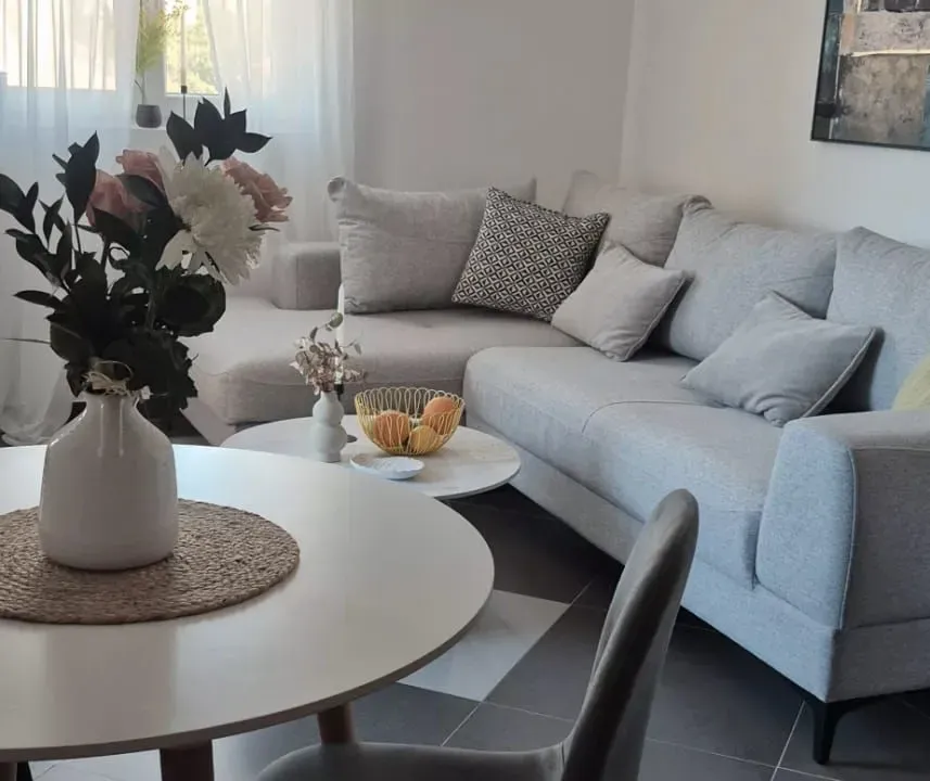 Rent, one bedroom apartment, 44m², Kalimanj, Tivat