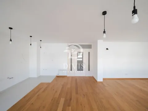 Prodaja, četvorosoban stan, 128m², Vračar Hram, Vračar Sve Podlokacije - image 4