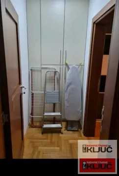 Izdavanje, dvosoban stan, 47m², Sajmište, Novi Sad - image 6