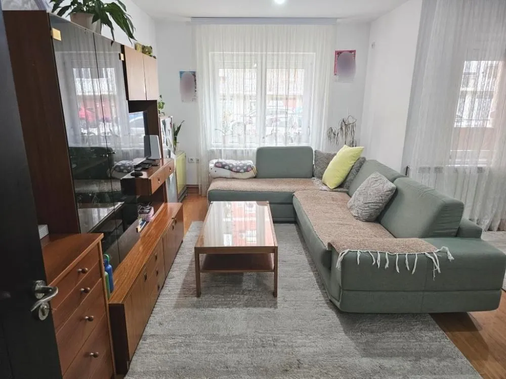 Sale, two bedroom apartment, 75m², Pantelej, Niš