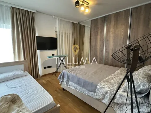 Izdavanje, dvosoban stan, 120m², City Kvart, Podgorica - image 3