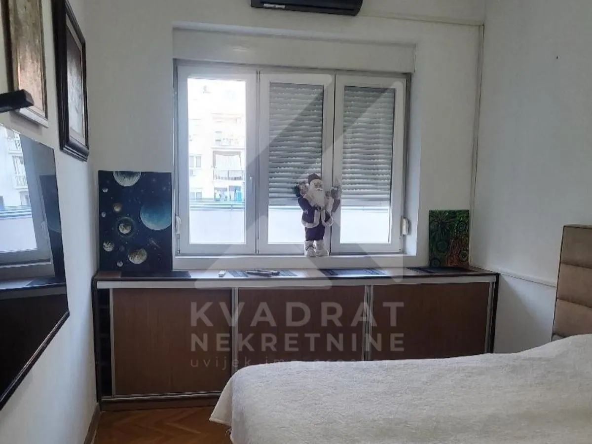 Prodaja, dvosoban stan, 73m², Centar, Podgorica