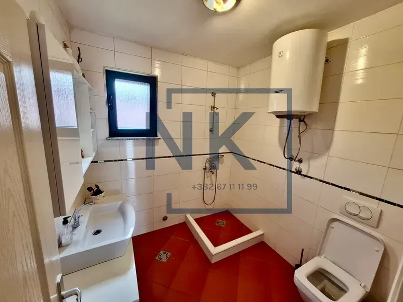 Rent, house, 110m², Konik, Podgorica