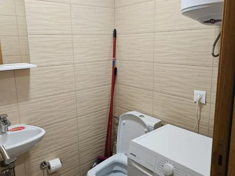 Izdavanje, trosoban stan, 90m², Dubovica, Budva - image 9