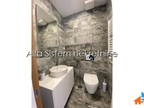 Rent, four bedroom apartment, 194m², Tašmajdan, Palilula Sve Podlokacije - image 17