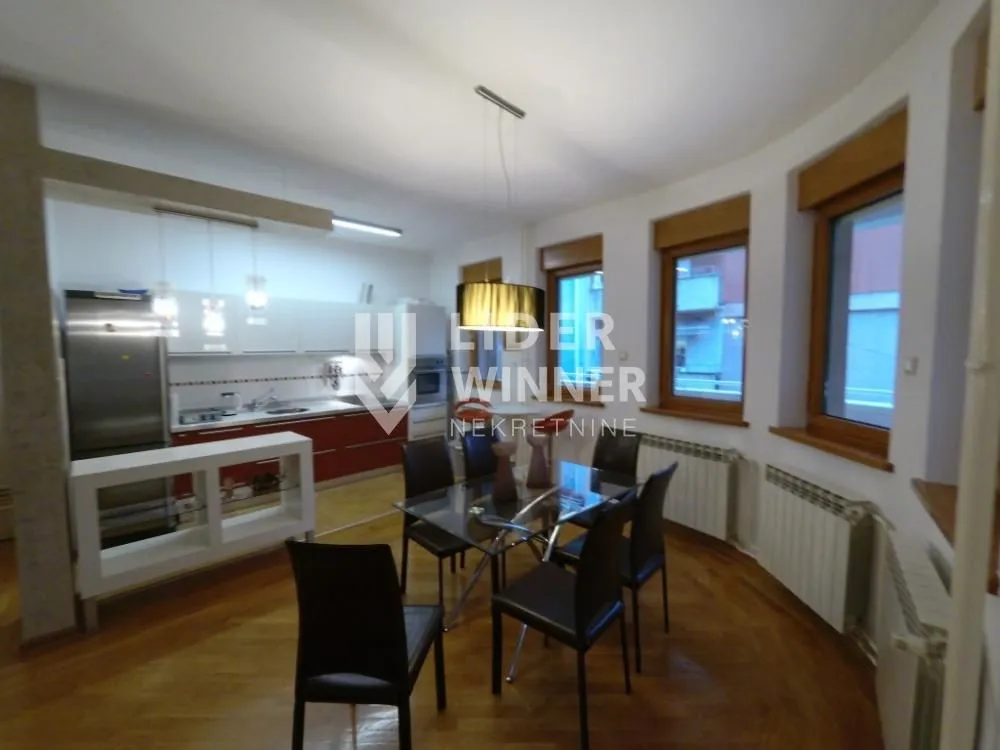 Rent, two bedroom apartment, 78m², Kalenić Pijaca, Vračar Sve Podlokacije