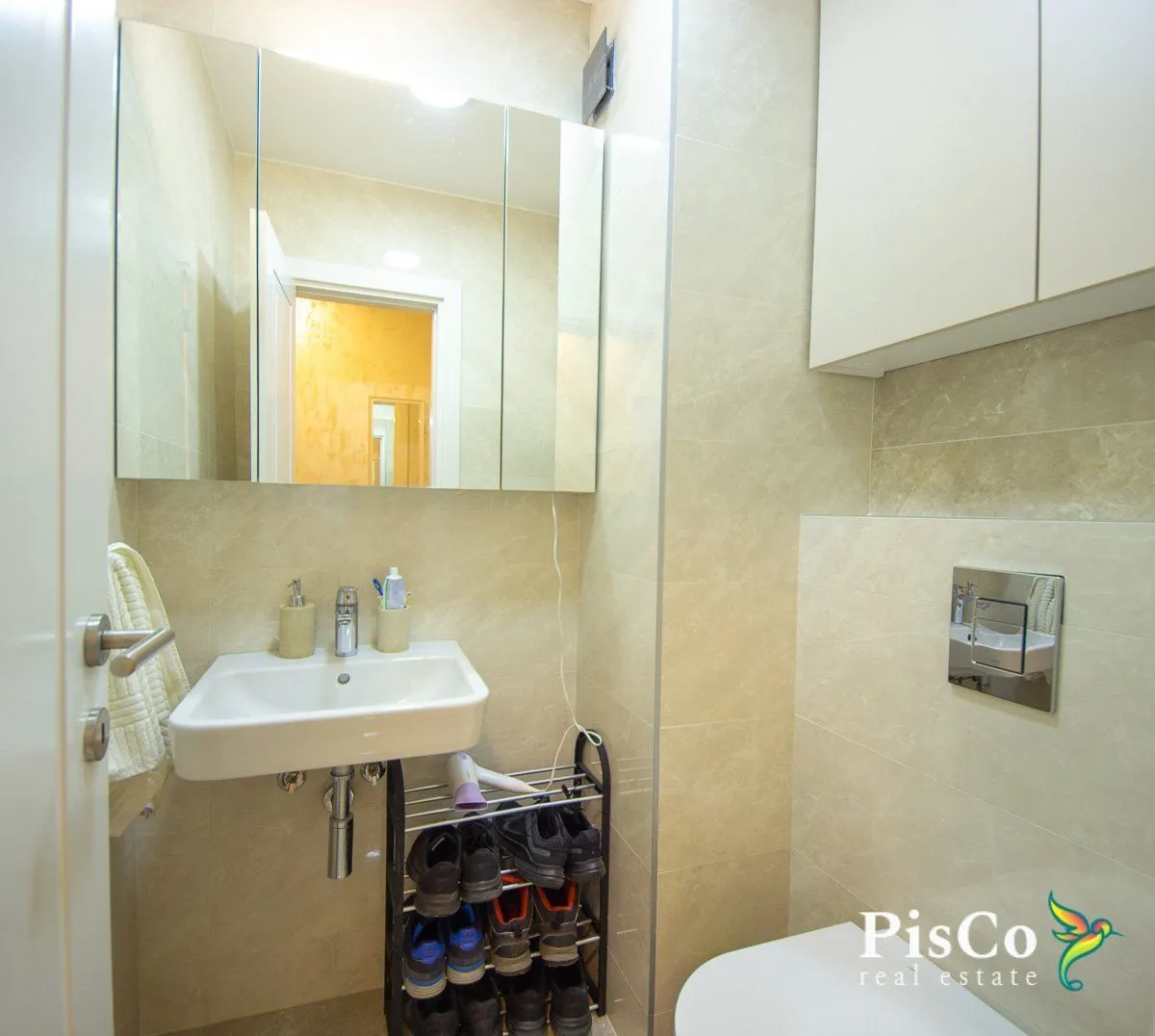 Prodaja, dvosoban stan, 70m², Centar, Podgorica