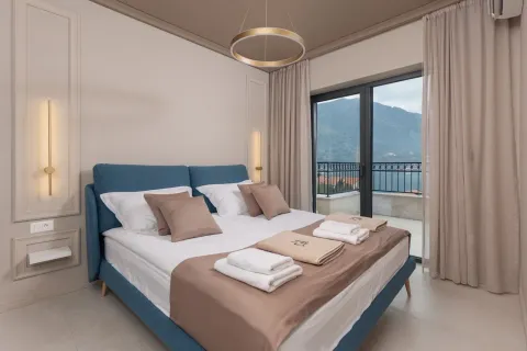 Prodaja, trosoban stan, 84m², Dobrota, Kotor - image 7