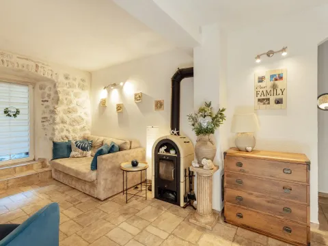 Prodaja, kuća, 240m², Risan, Kotor - image 10