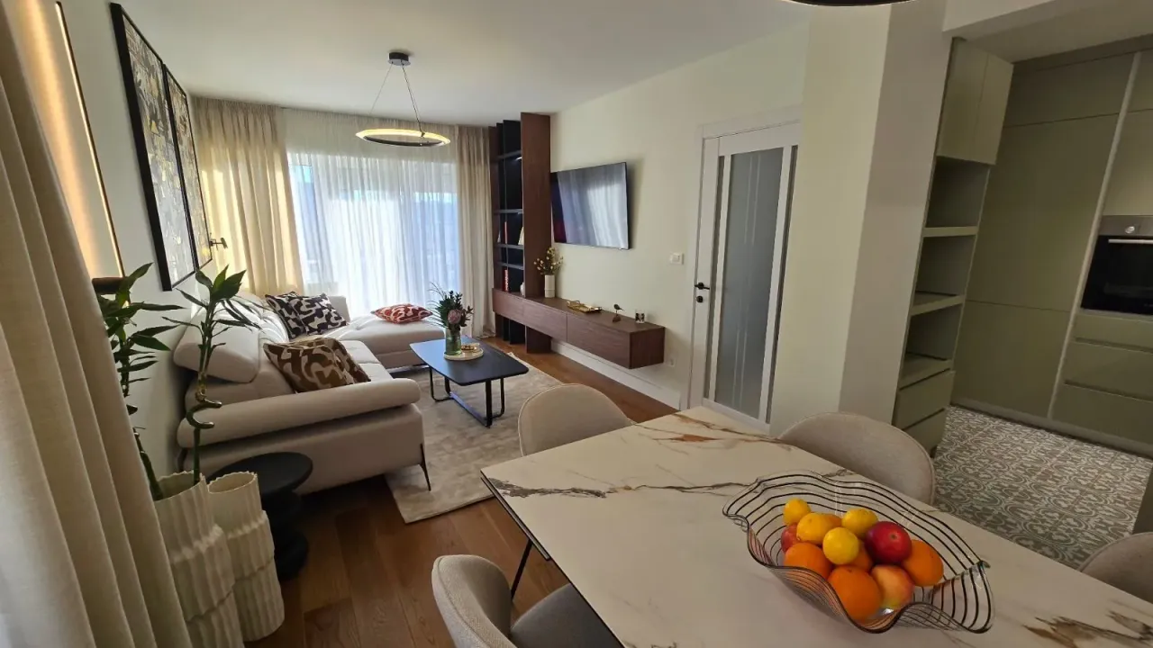Sale, two bedroom apartment, 70m², Tivat, Crna Gora