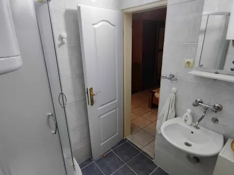 Izdavanje, stan, 30m², Bar, Crna Gora - image 5