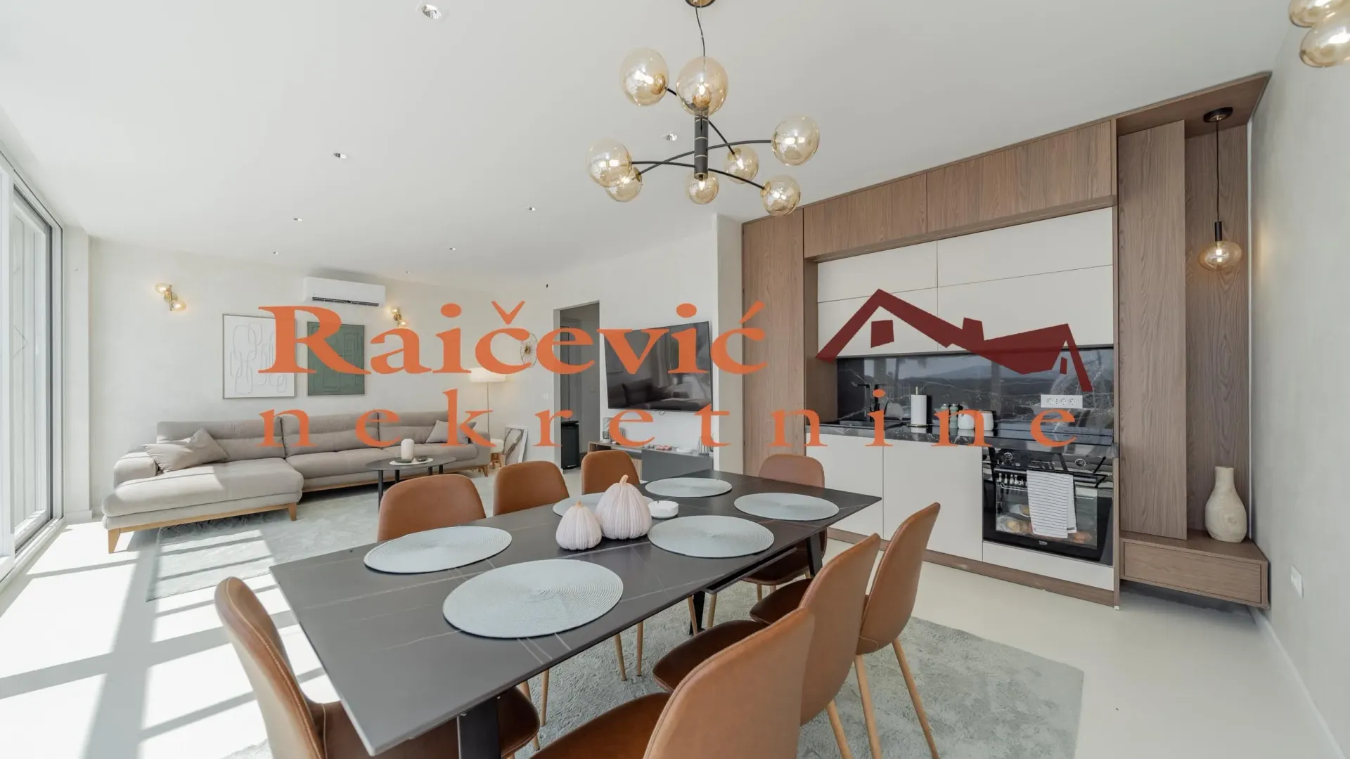 Sale, house, 360m², Sopot, Beograd