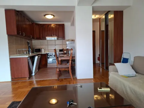 Rent, two bedroom apartment, 60m², Centar, Podgorica - image 5