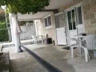 Rent, two bedroom apartment, 80m², Mažina, Tivat - image 7