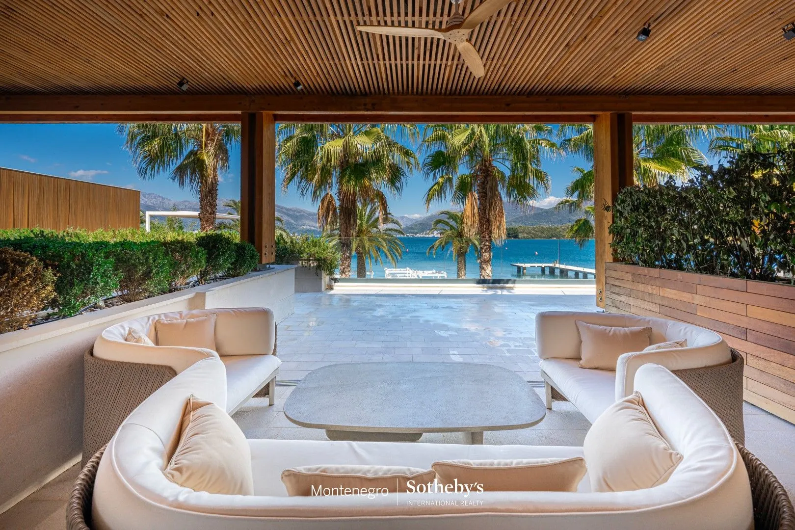 Prodaja, dvosoban stan, 300m², Đuraševići, Tivat