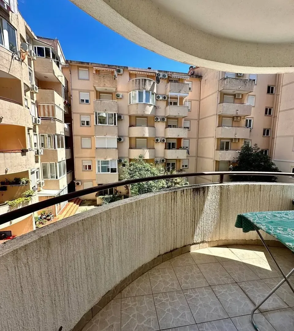 Sale, two bedroom apartment, 52m², Centar, Budva