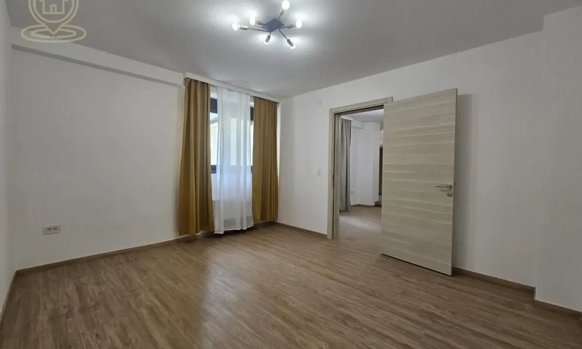 Izdavanje, poslovni prostor, 125m², Slavija, Vračar Sve Podlokacije
