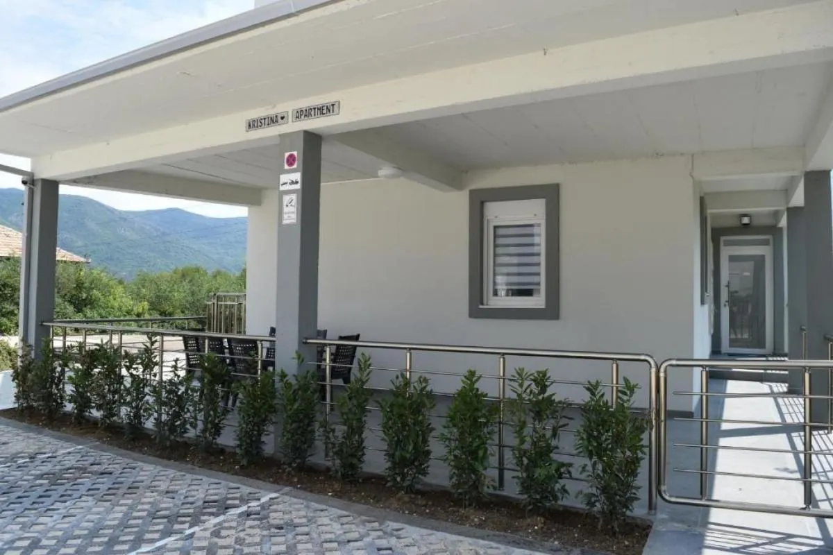 Prodaja, kuća, 469m², Đuraševići, Tivat