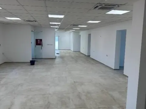 Rent, office space, 440m², Retenzija, Beograd - image 6