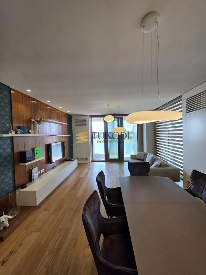 Sale, four bedroom apartment, 138m², Savski Venac, Beograd