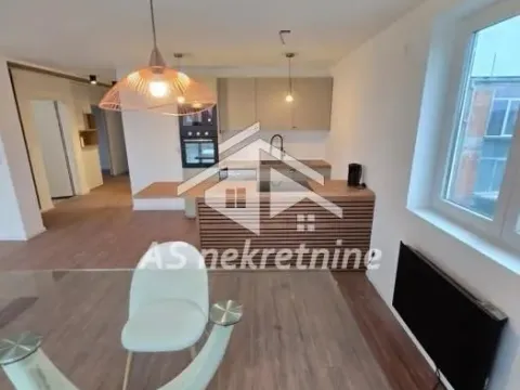 Rent, four bedroom apartment, 140m², Ledine, Beograd - image 3