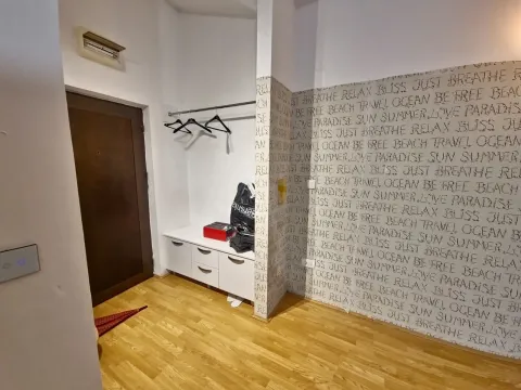 Rent, studio apartment, 30m², Budva, Crna Gora - image 4