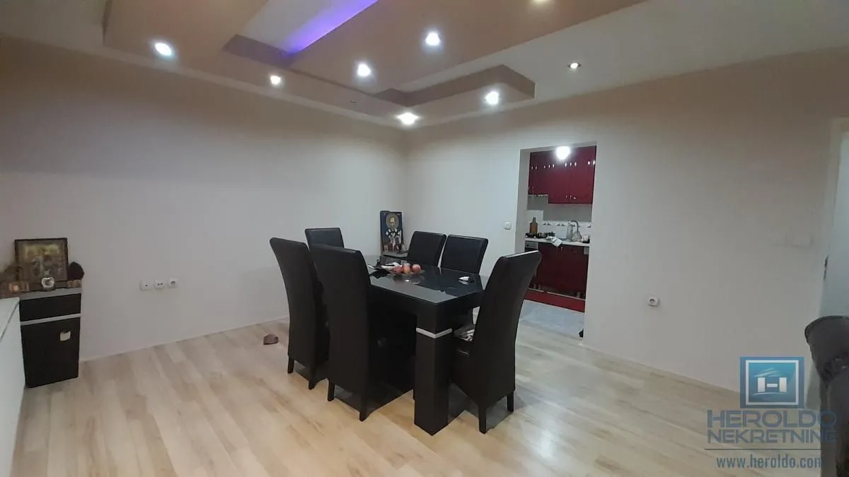 Prodaja, kuća, 150m², Trnava, Jagodina