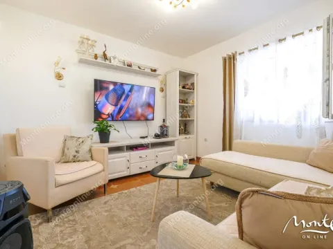 Prodaja, kuća, 210m², Krašići, Tivat - image 3