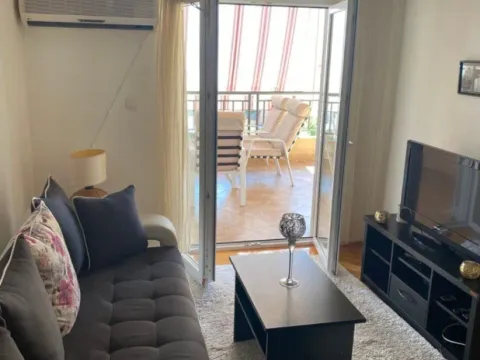 Rent, two bedroom apartment, 68m², Velji Vinogradi, Budva