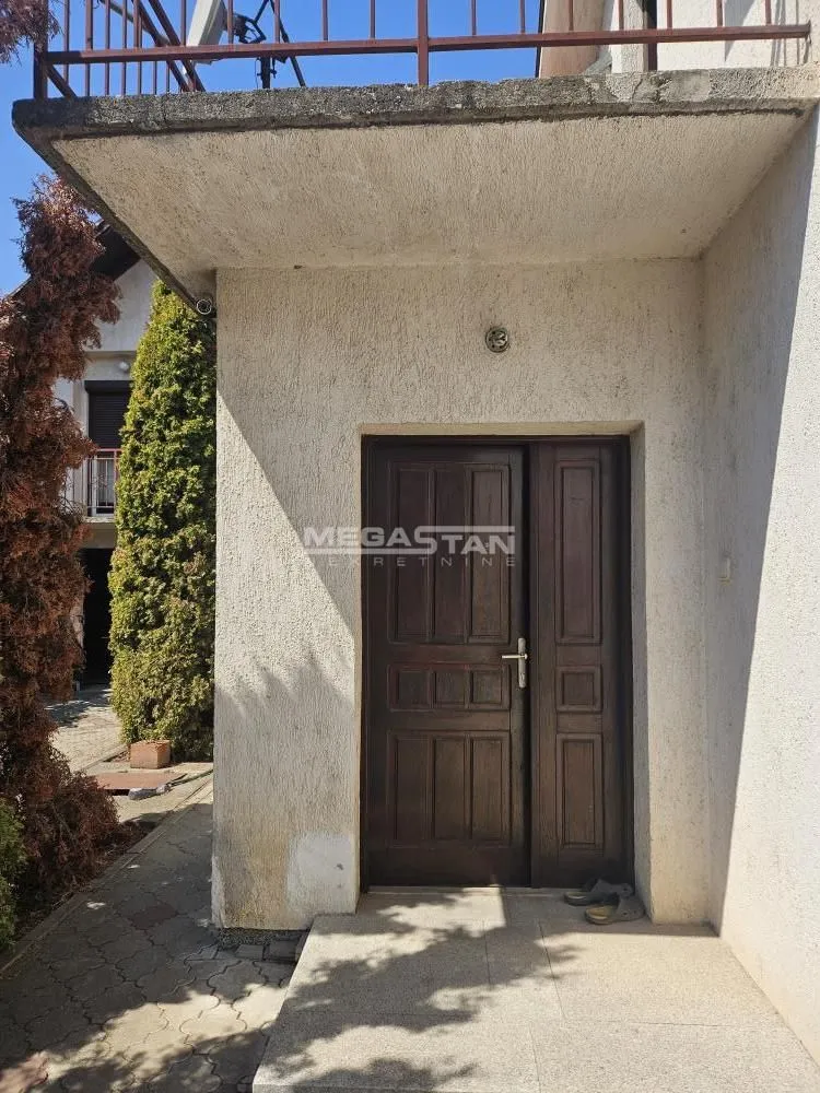 Sale, house, 235m², Batajnica, Beograd