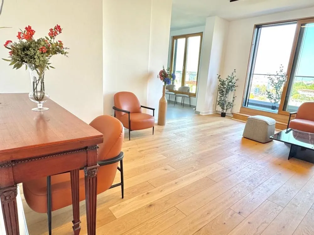 Prodaja, četvorosoban stan, 125m², Novi Beograd Blok 65, Novi Beograd Sve Podlokacije