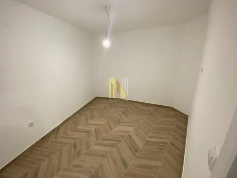 Prodaja, dvosoban stan, 43m², Rotkvarija, Novi Sad Sve Podlokacije - image 4