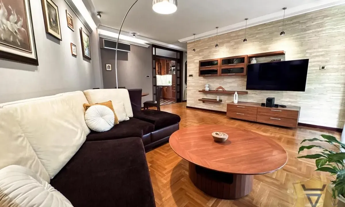 Rent, two bedroom apartment, 73m², Novi Beograd Blok 22, Novi Beograd Sve Podlokacije