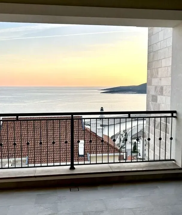 Prodaja, jednosoban stan, 77m², Luštica, Tivat