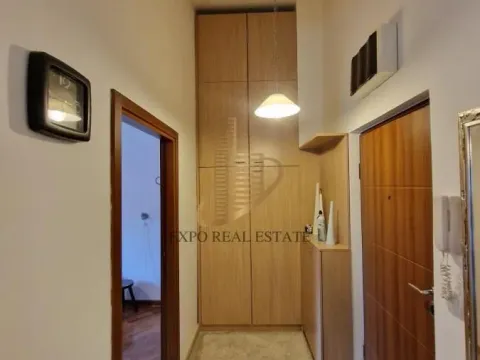 Izdavanje, trosoban stan, 75m², Savski Venac, Beograd - image 5