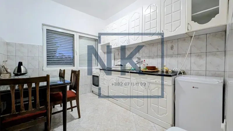 Izdavanje, dvosoban stan, 80m², Masline, Podgorica
