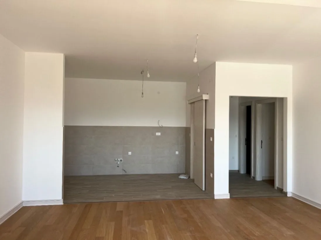 Prodaja, trosoban stan, 139m², Gornja Gorica, Podgorica