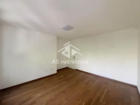 Rent, apartment, 66m², Južni Bulevar, Vračar Sve Podlokacije - image 3