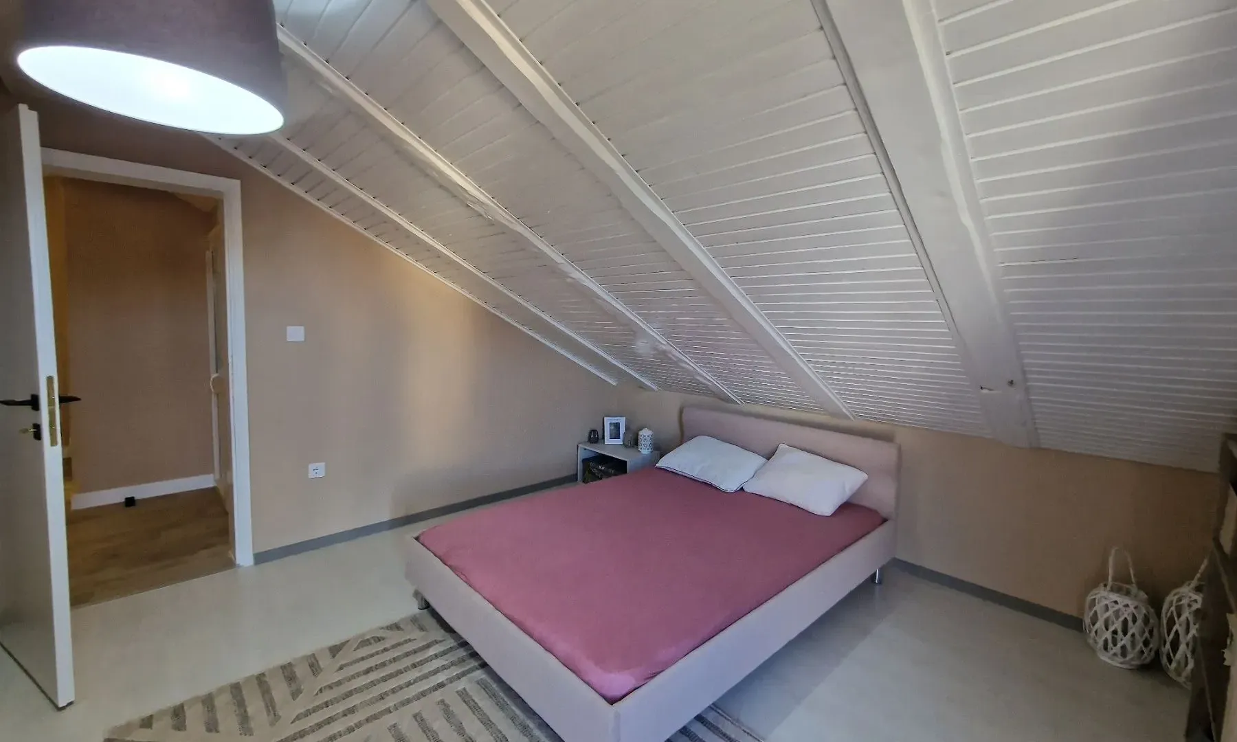 Rent, three bedroom apartment, 105m², Tivat, Crna Gora