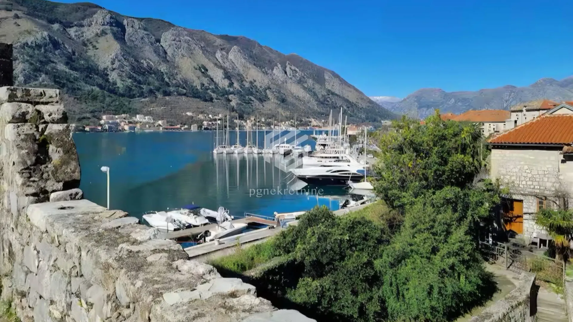 Prodaja, jednosoban stan, 34m², Kotor, Crna Gora