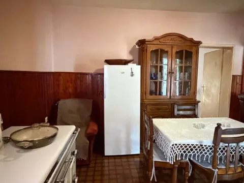 Prodaja, kuća, 90m², Tološi, Podgorica - image 7