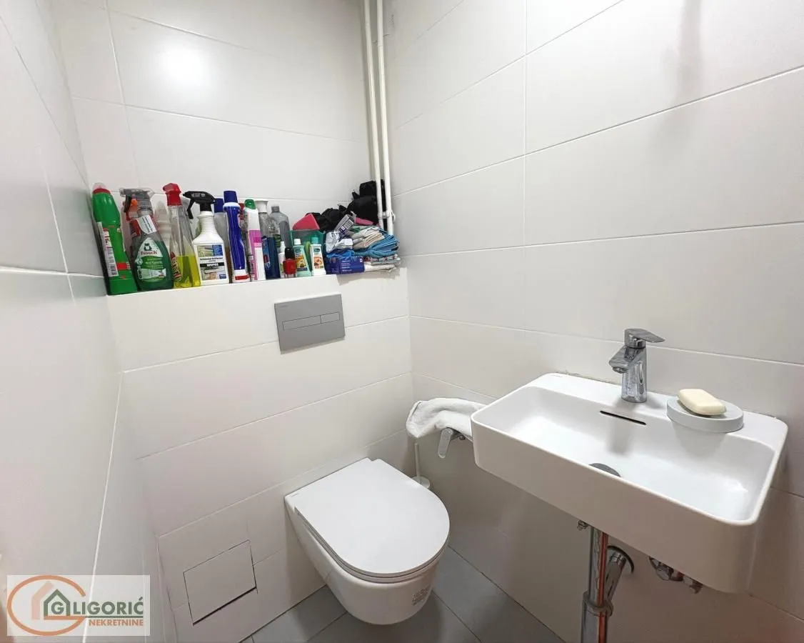 Prodaja, trosoban stan, 86m², Gundulićev Venac, Beograd