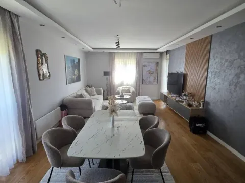 Sale, two bedroom apartment, 78m², Centar, Bar - image 9