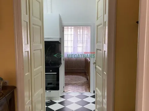 Izdavanje, dvosoban stan, 50m², Centar, Novi Sad - image 1