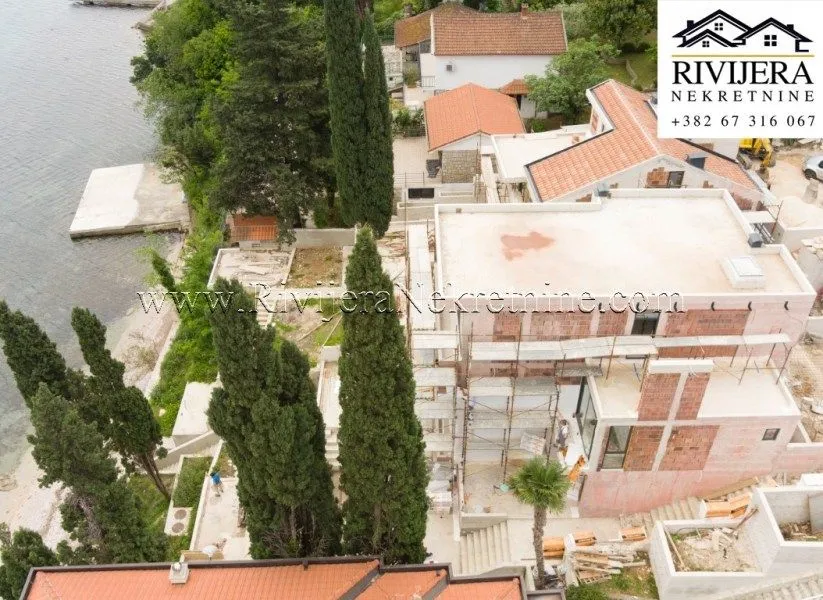 Prodaja, kuća, 237m², Njivice, Herceg Novi